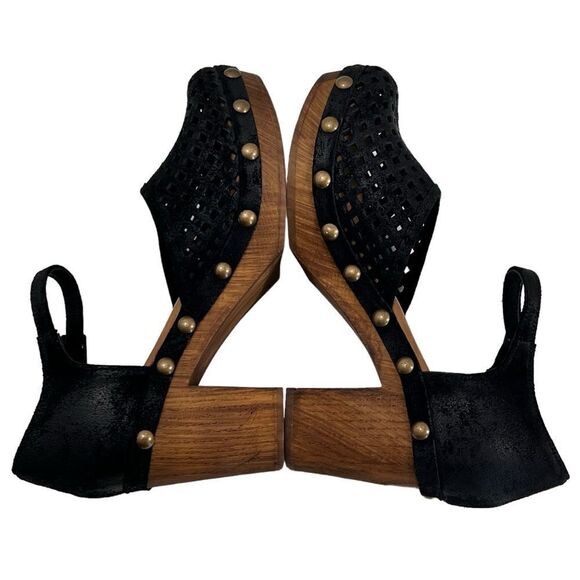 Eric Michael Black Wood Gigi Clog Sandals - Picture 6 of 16